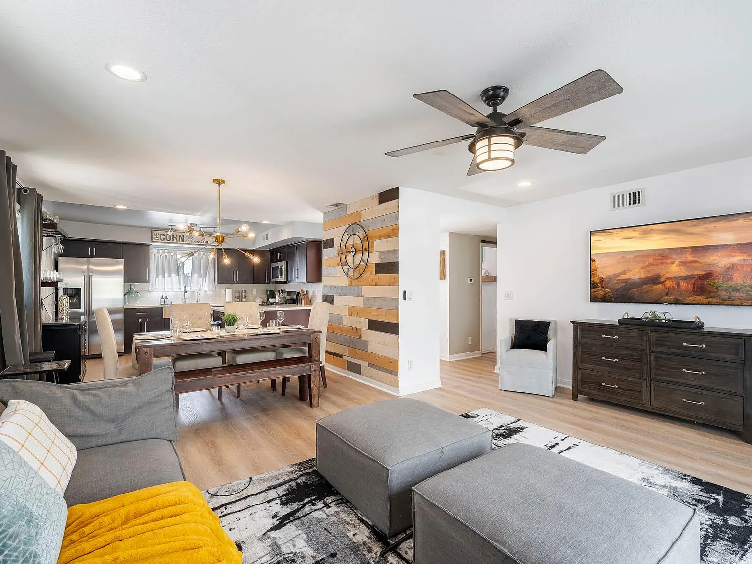 Ermine St, Santa Clarita — Photo 1