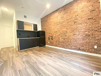 Rented by PadRabbit LLC