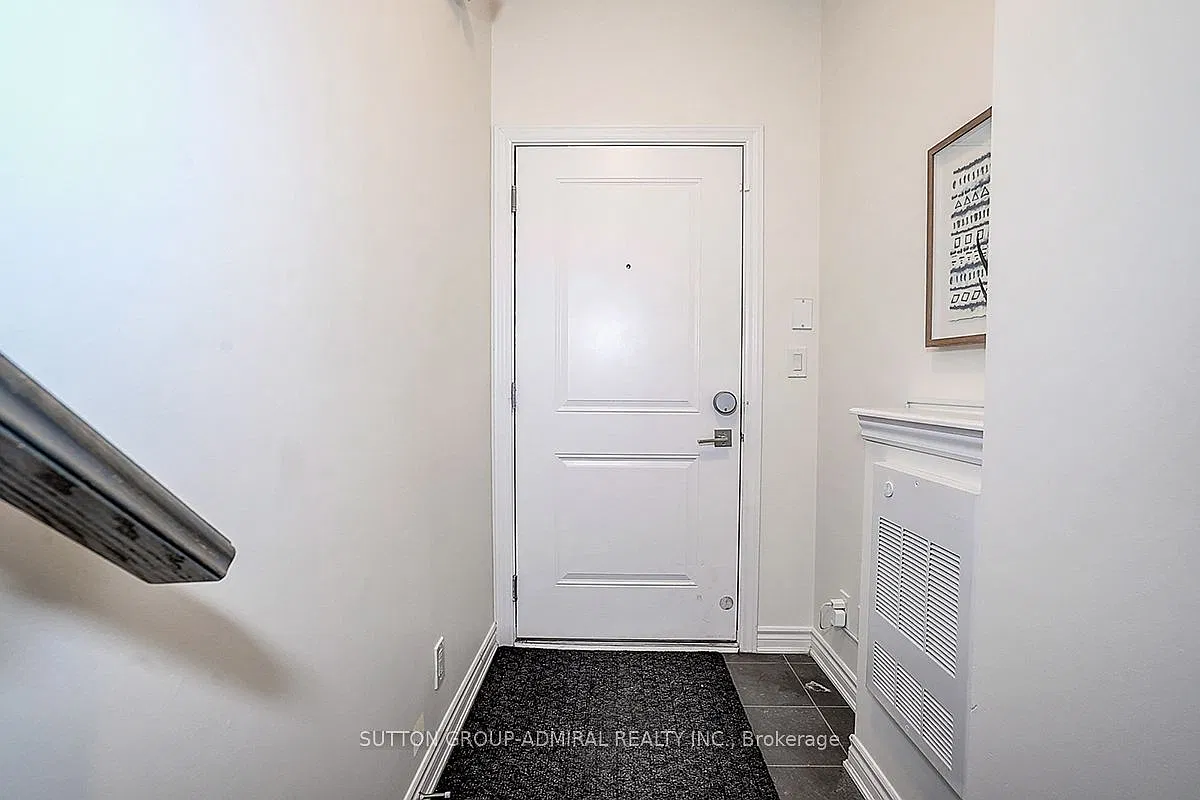 2 bed, $3,100 — Photo 4