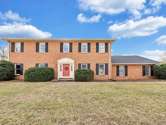 2nd image of 1733 Stone Mill Dr