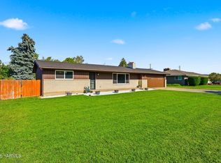 805 S 60th Ave, Yakima, WA 98908