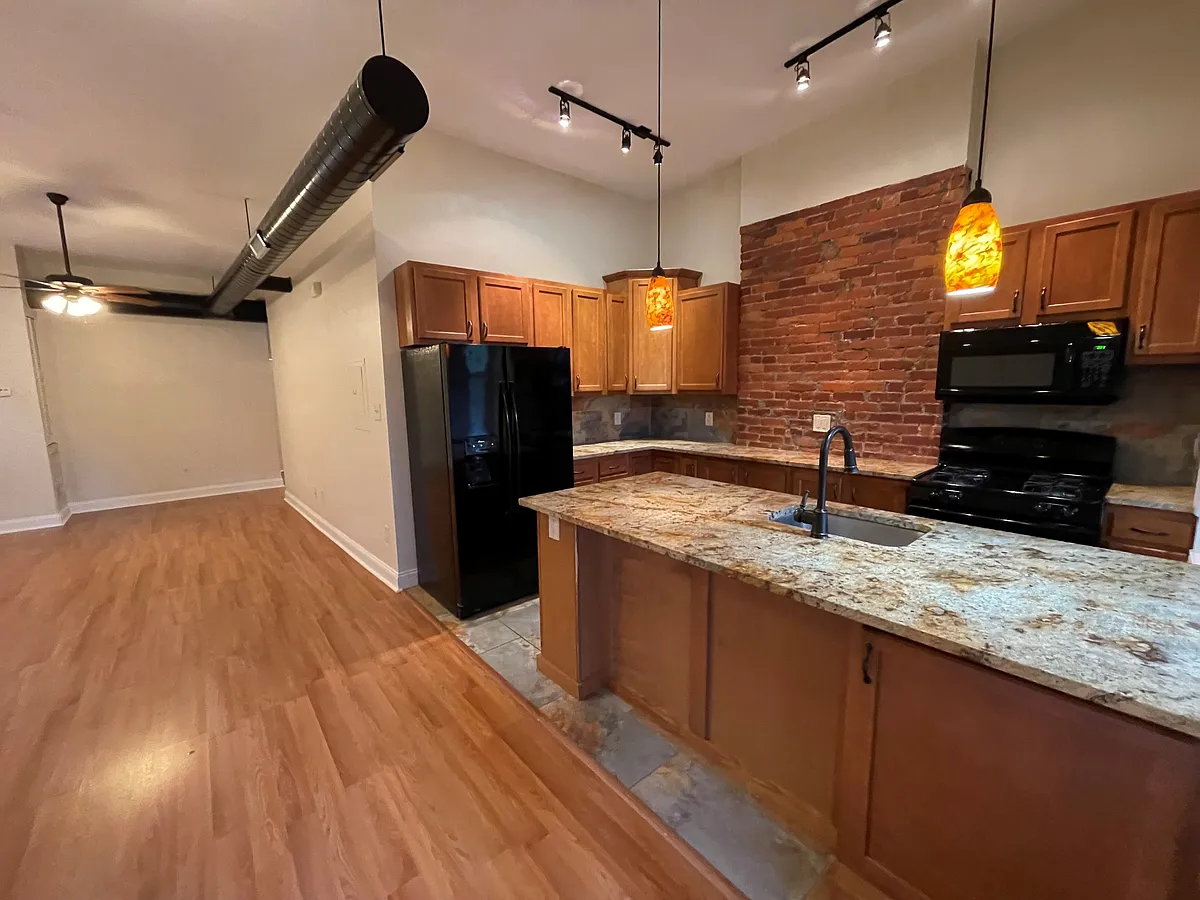 Building Photo - 6715 McPherson Blvd #2
