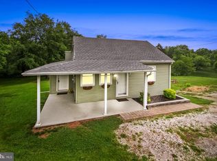 150 Locust Point Rd, York, PA 17406