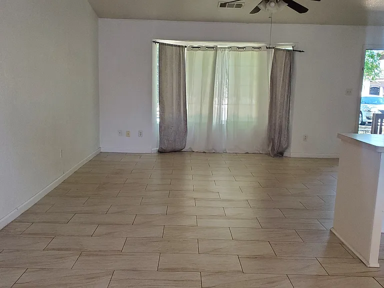 1166 Sherry Ct — Photo 3