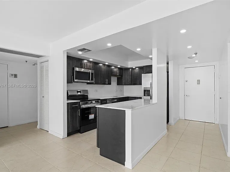 20505 E Country Club Dr #1938 — Photo 5