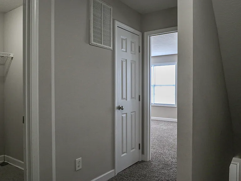 211 Moss Creek Ave #B — Photo 8