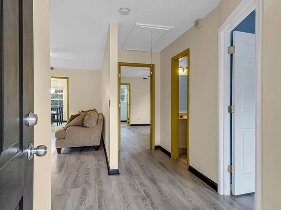 5th image of 517 Longleaf Ct