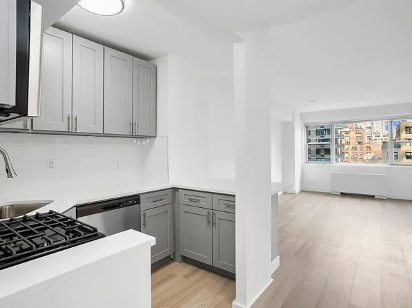 321 E 48th St APT 11L, New York, NY 10017