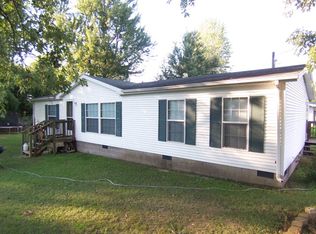 935 Henton St, Livermore, KY 42352