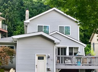 45 Annett Ave, Edgewater, NJ 07020