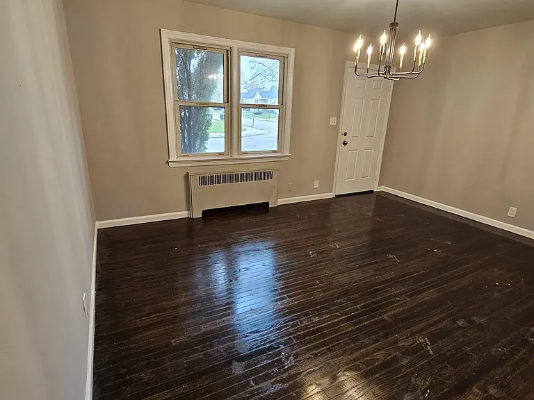 57 Alison Rd — Photo 9
