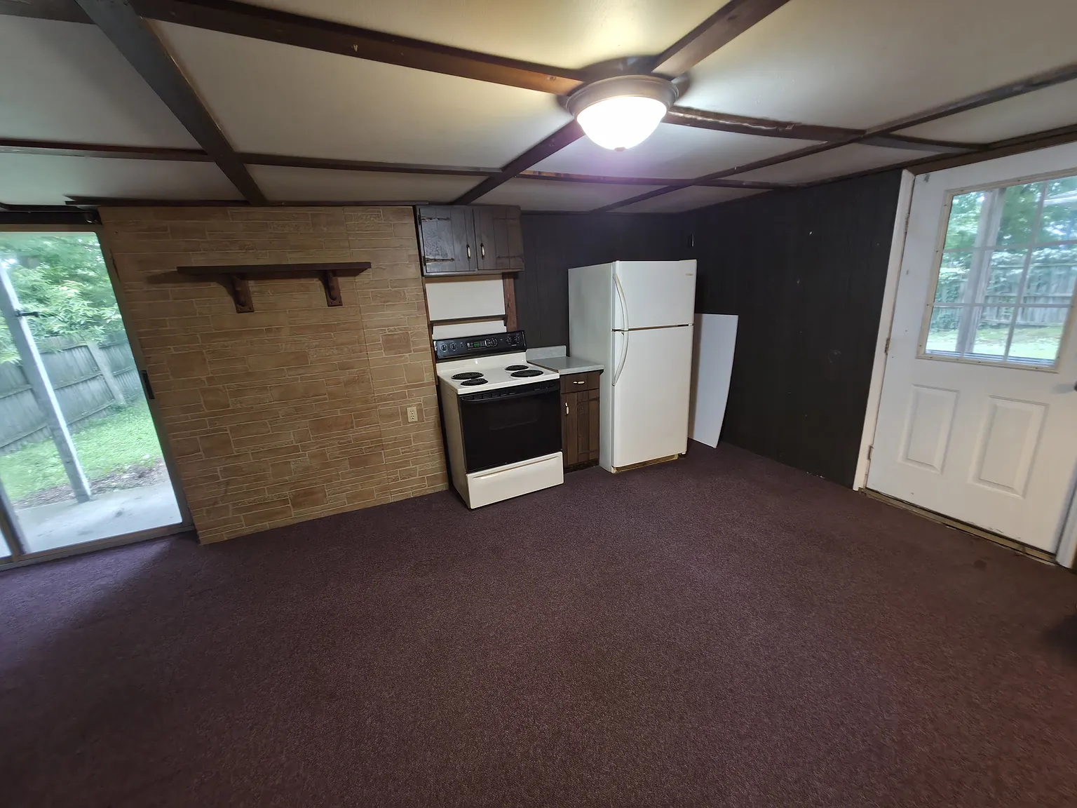1 bed, $750 — Photo 1