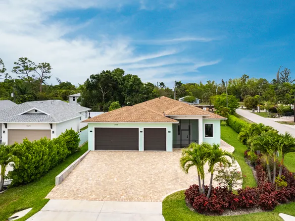 10295 Carolina St, Bonita Springs, FL 34135