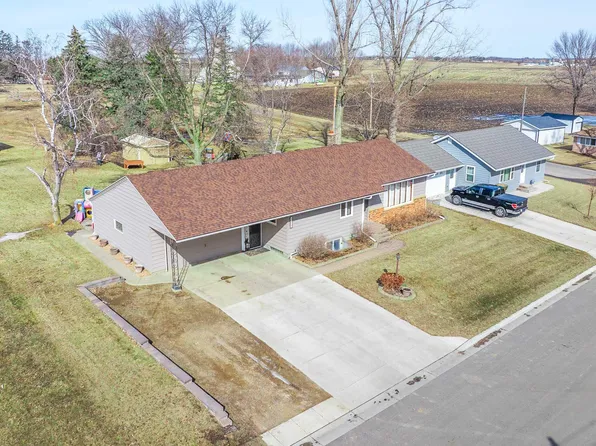 209 2nd Ave NW, Freeport, MN 56331
