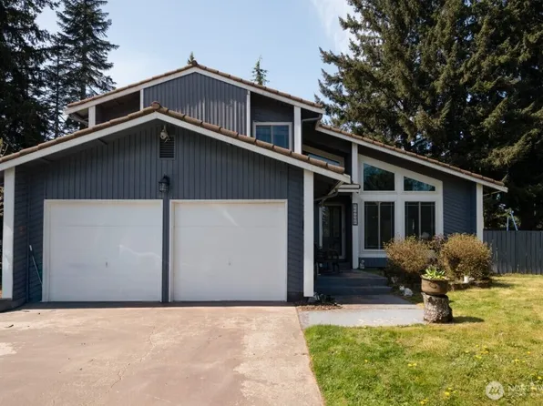1427 33rd Avenue Ct SW, Puyallup, WA 98373