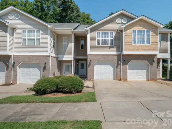 106 Sherman Oaks Ln, Mooresville, NC 28115