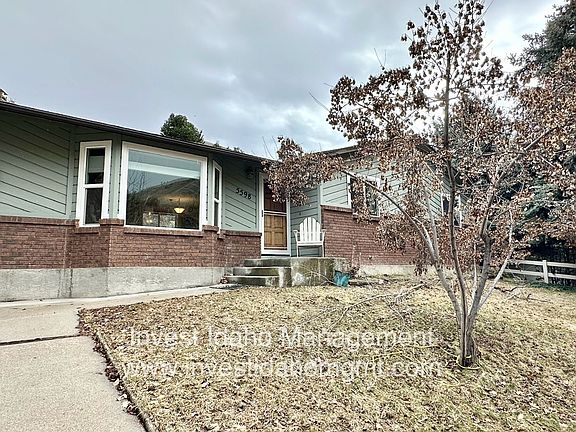 5th image of 5598 N Collister Dr
