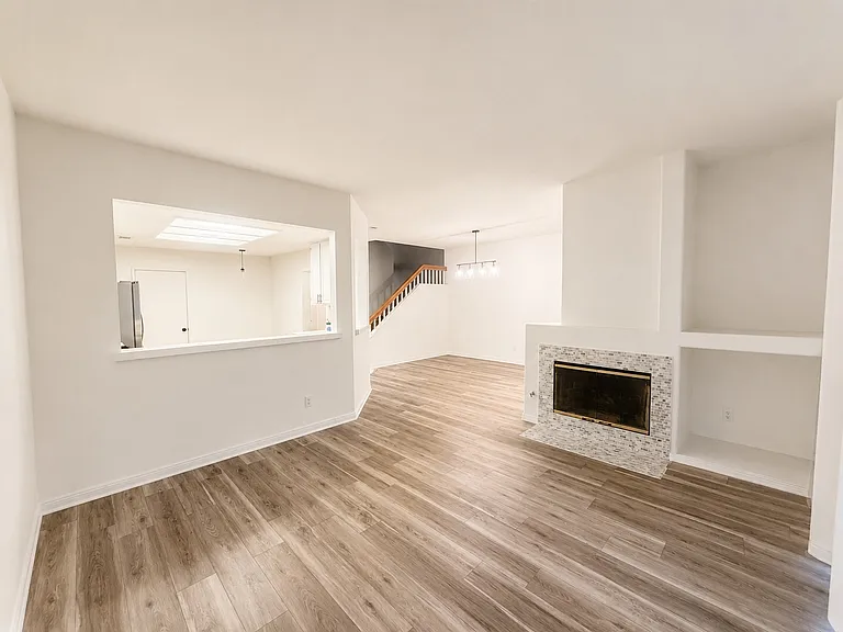 2260 Indigo Hills Dr #4 — Photo 4