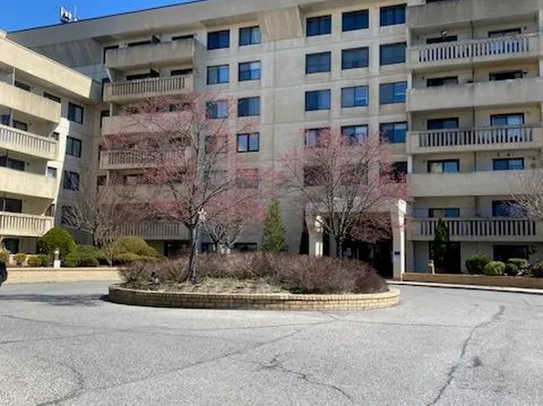 5 Windham Loop APT 4M, Staten Island, NY 10314