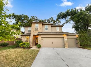 101 Meadow Ridge Way, Clute, TX 77531