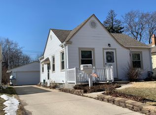 3163 S 55th St, Milwaukee, WI 53219