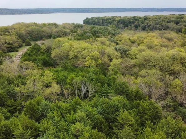 0 Locust Dr, Ozawkie, KS 66070