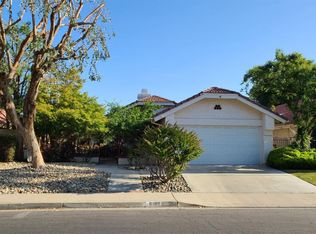 8100 Chaucer St, Bakersfield, CA 93311