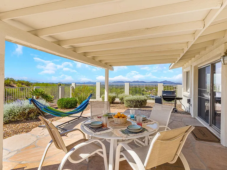 10380 N Hacienda Hermosa Dr — Photo 14
