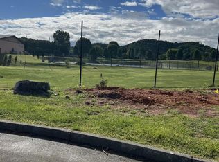 362 Monroe Dr, Bristol, TN 37620