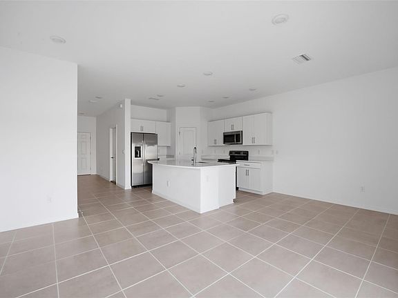 5th image of 34247 Carronade Ct