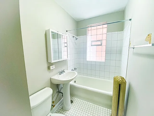 3822 N Janssen Ave #3W — Photo 7