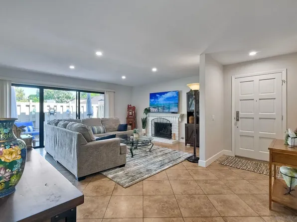 4667 Coralwood Cir, Carlsbad, CA 92008