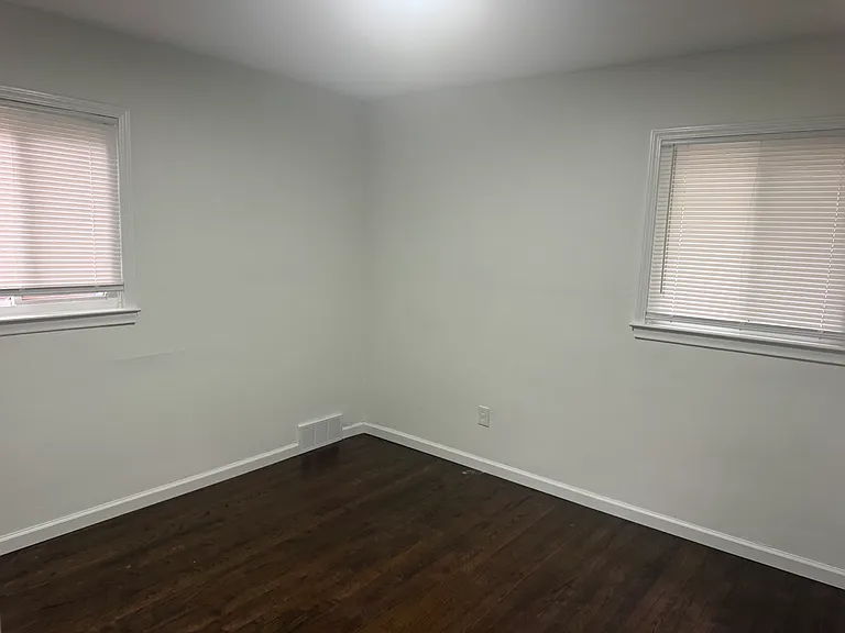 28542 Rosewood St — Photo 6