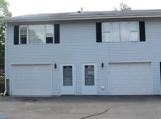 213 Regan Rd APT 2, Vernon, CT 06066