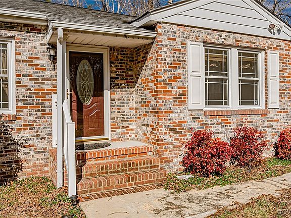 2nd image of 10208 Dakins Dr