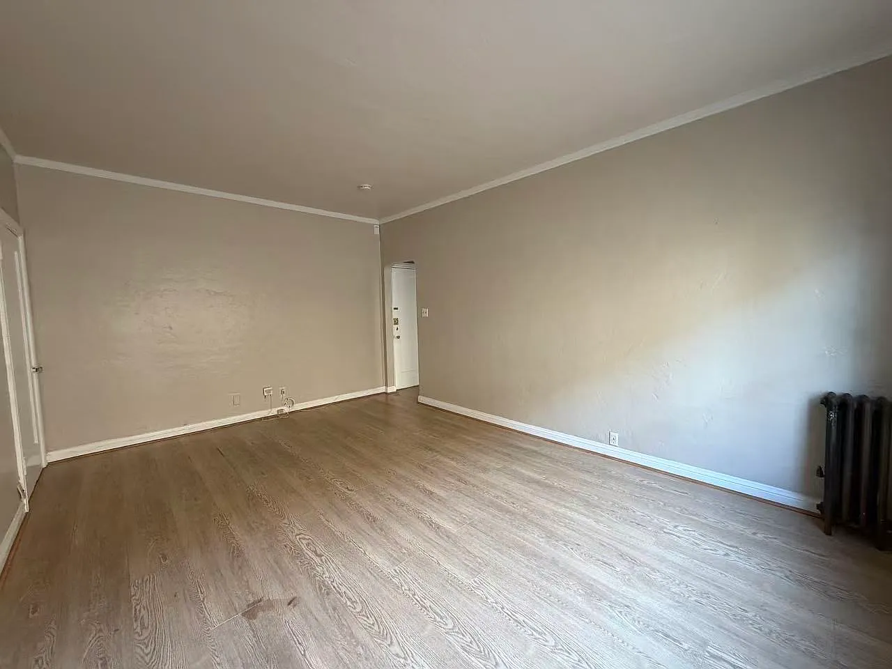 1 bed, 700 sqft, $1,995 — Photo 1