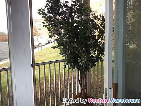 5th image of 15001 Burnhaven Dr #102