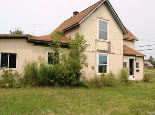 831 Capac Rd, Allenton, MI 48002