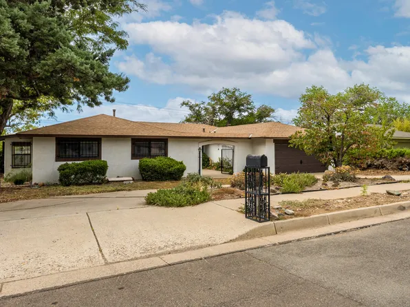 1117 Sagebrush Trl SE, Albuquerque, NM 87123