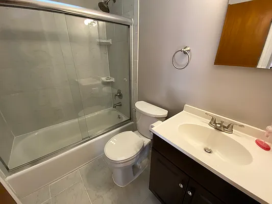 Rented by Voro, LLC | media 30