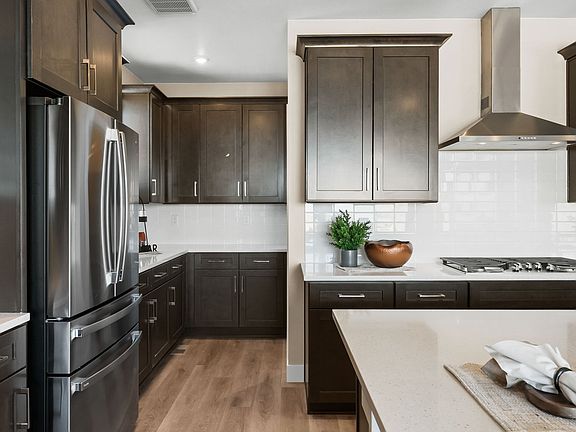 Kestrel at Tanterra in Parker, CO Whistler Model Kitchen