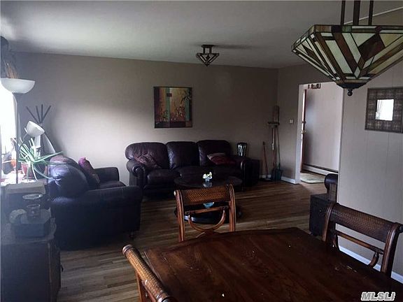 5th image of 85 Mary Ave