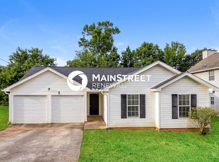 210 Teak Ln, Fairburn, GA 30213