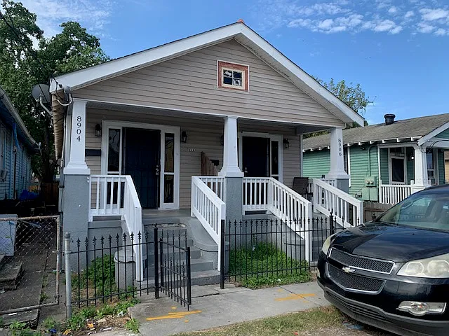 8904 Olive St — Photo 1