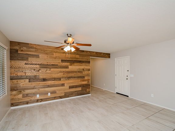 4th image of 16675 W Jenan Dr