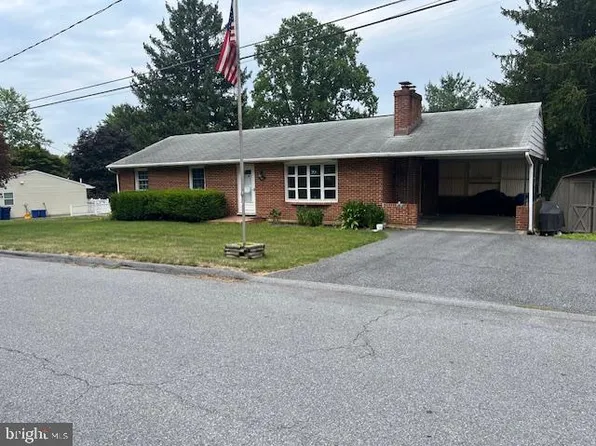 514 Geneva Dr, Westminster, MD 21157