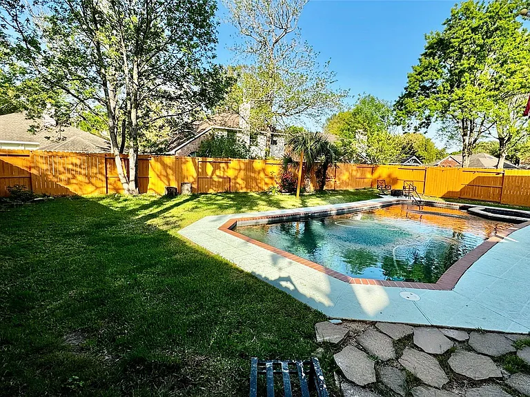 14506 Wadlington Dr — Photo 47