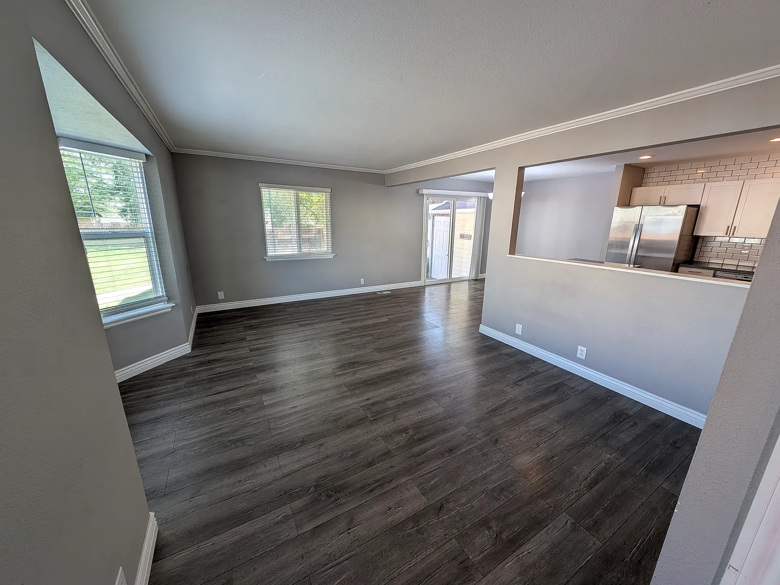 3 bed, 2.5 bath, 1356 sqft, $1,850 — Photo 4