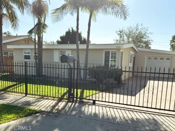 2106 W 9th St, Santa Ana, CA 92703