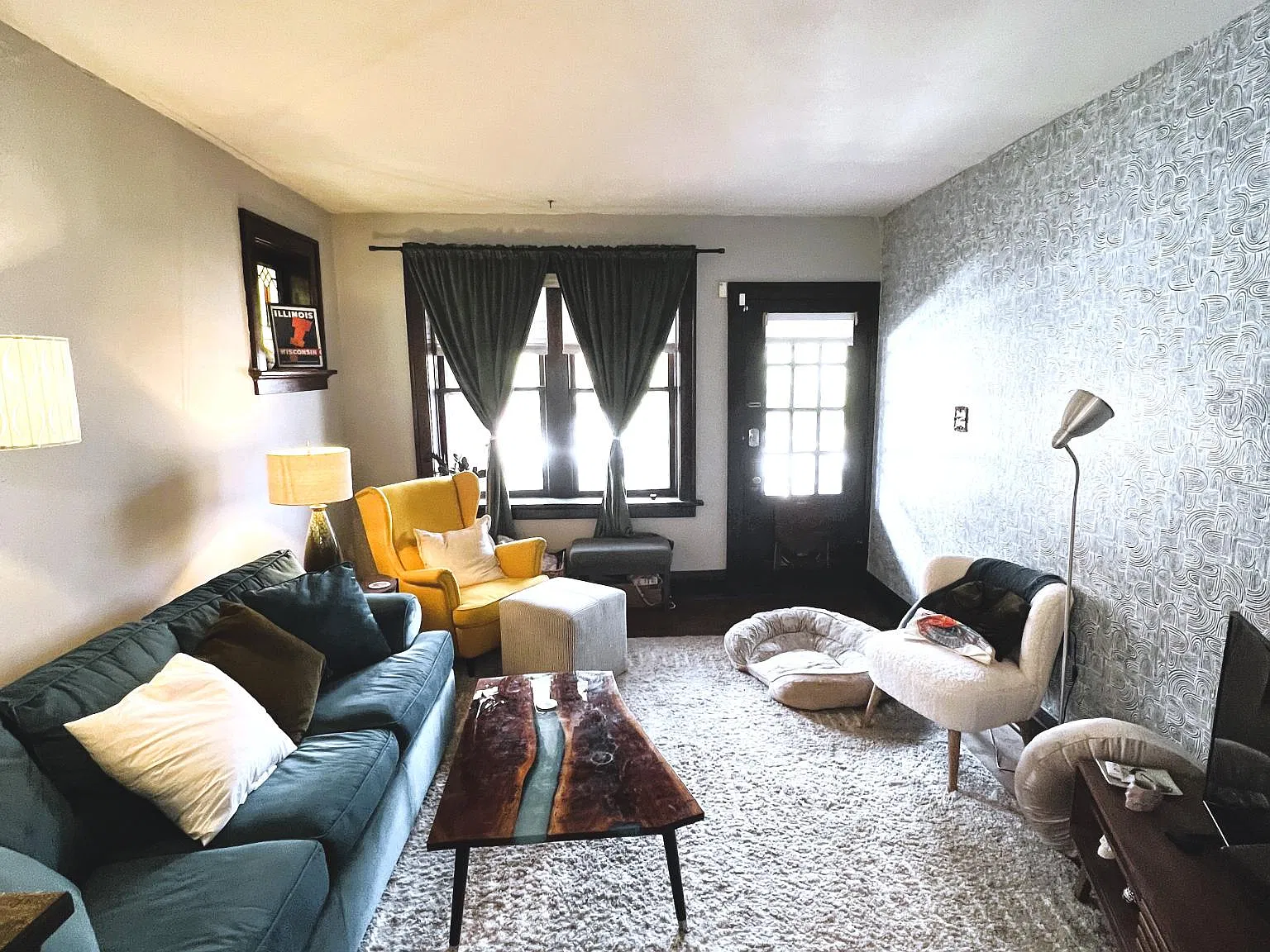 1 bed, 1000 sqft, $1,100 — Photo 4